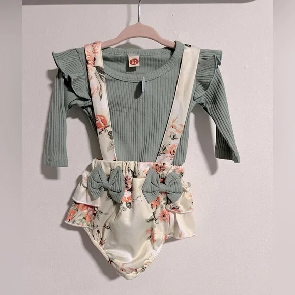 Floral Suspenders Set - Picture 3 of 6